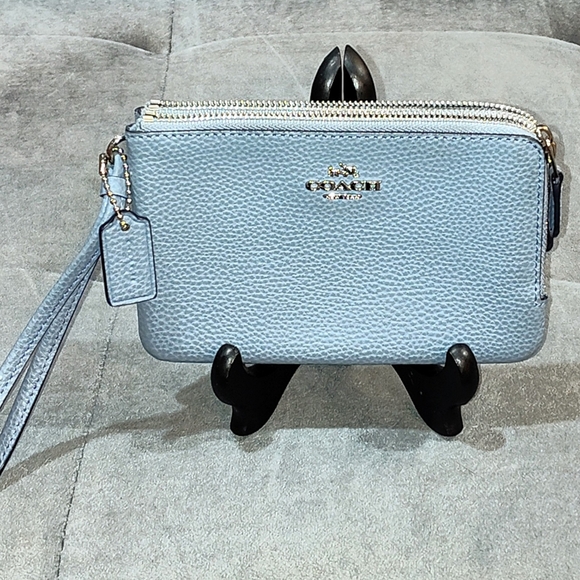 COACH DOUBLE CORNER ZIP PEBBLED LEATHER  WALLET WRISTLET STRAP 6½" X 4¼" BLUE - Picture 7 of 17